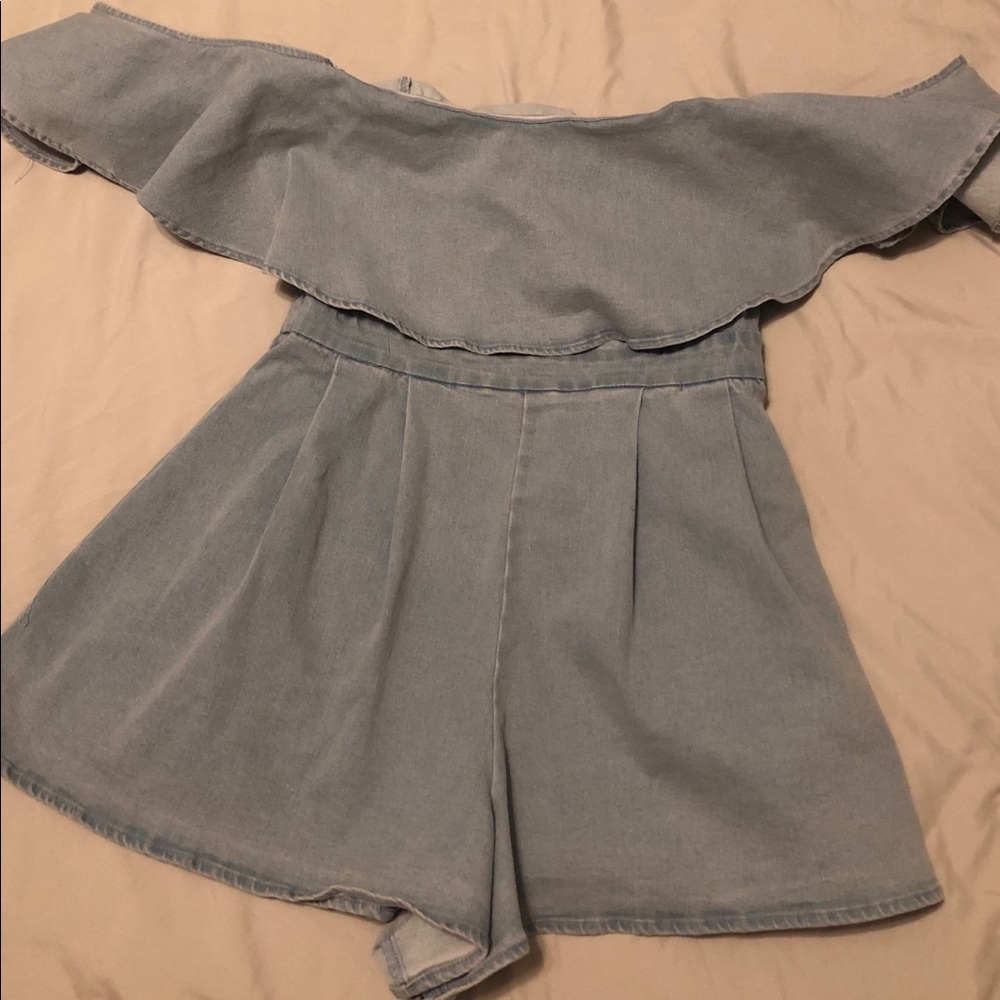 Denim off the shoulder romper. - Picture 2 of 4